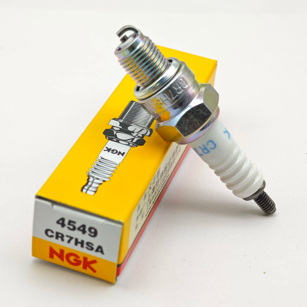 1pcs Original NGK Spark Plug CR7HSA #4549 For CBT125 Haomai GY6 Ghost Fire Fuxi Qiaoge